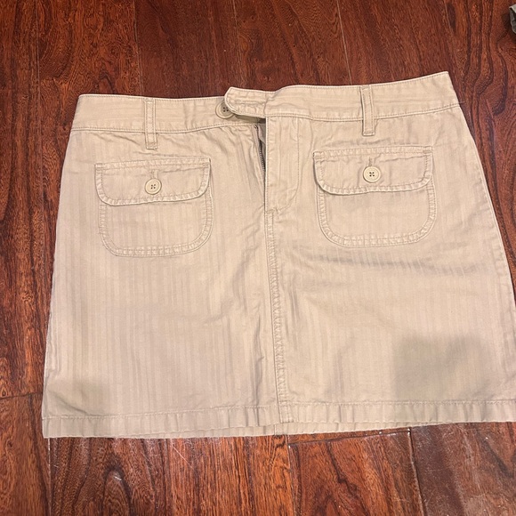 Old Navy woman's size 10 Tan/Olive Cargo chic mini Skirts Y2K sporty/neutral - Picture 4 of 8